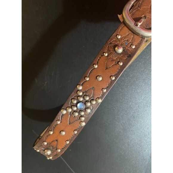 American Eagle AEO Studded Jewel Embossed Flowers leather belt size M hippy y2k - Picture 4 of 10
